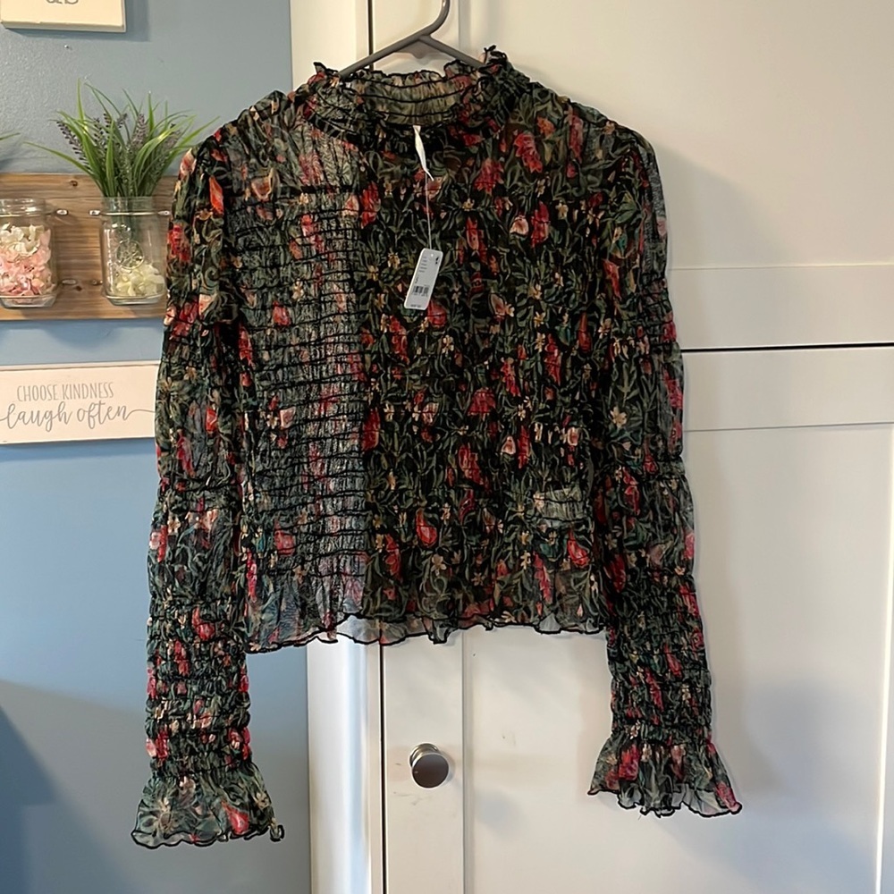 NWT women’s shirt, size small, Free People